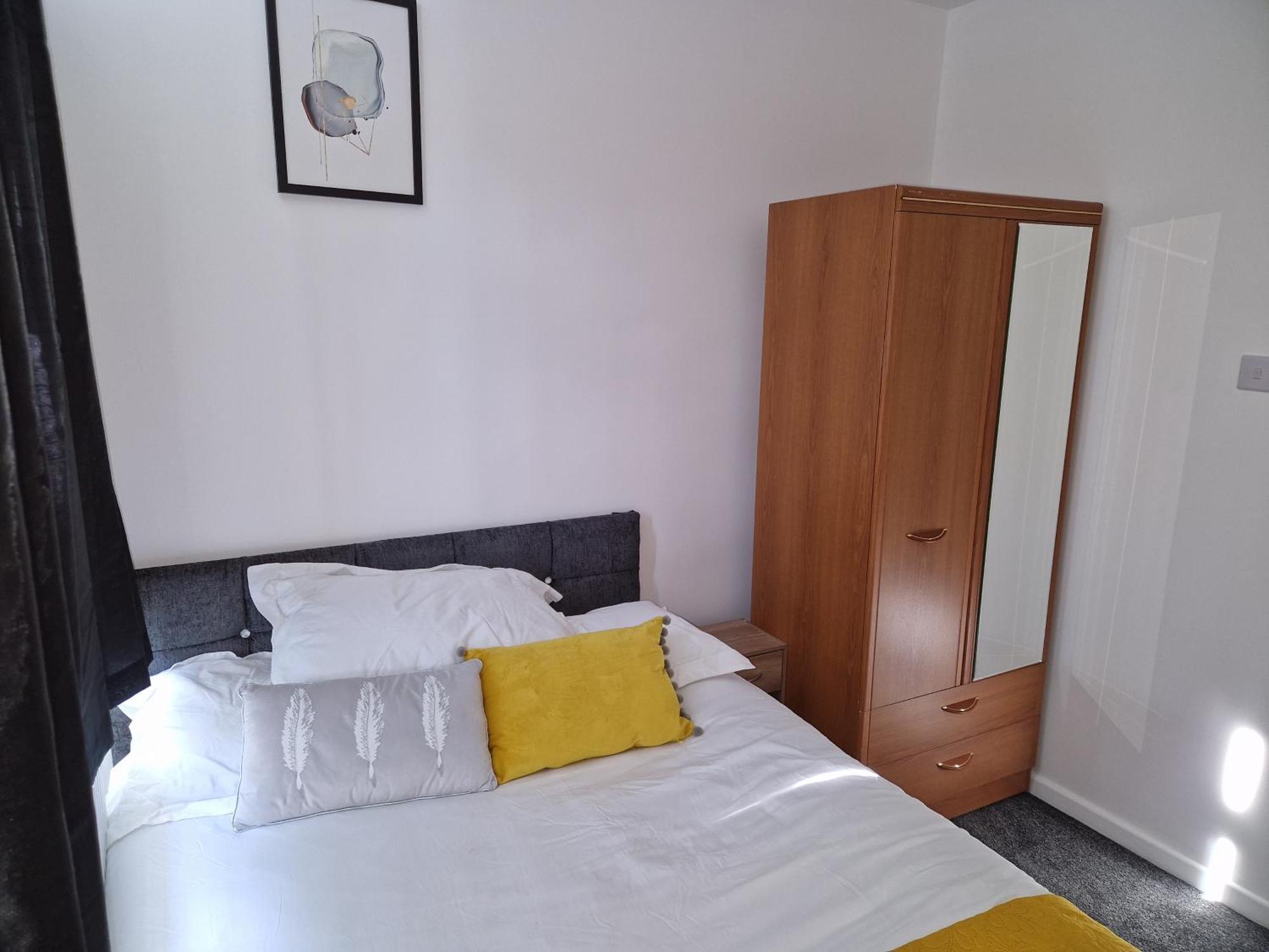 Homey In Swindon, United Kingdom Apartment Swindon