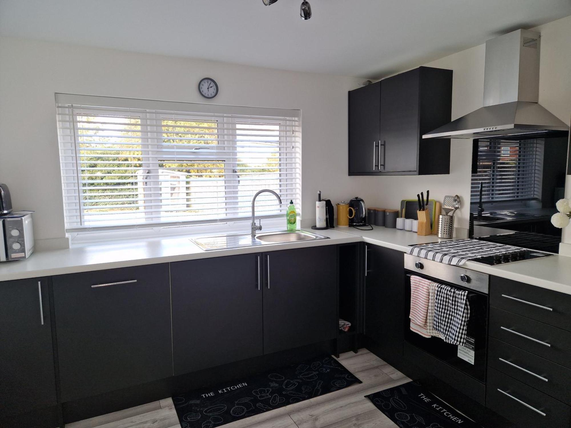 Homey In Swindon, United Kingdom * Swindon