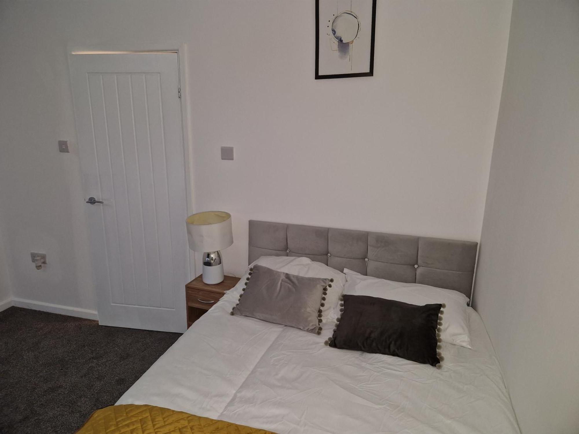 Apartment Homey In Swindon, United Kingdom